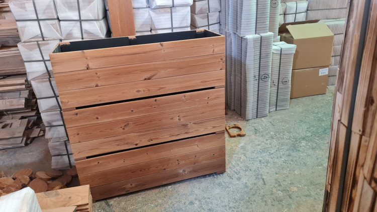 تولیدی گلدان ترموود